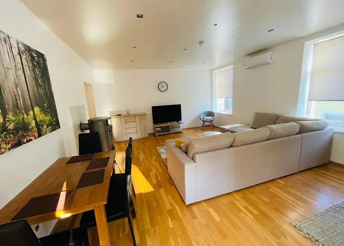 Near Beach. Appartamento Pärnu